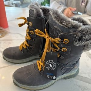 Santana Canana Apres Ski Boots